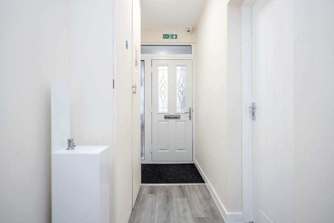 Bedford Hospital Victoria Apartments A And B By Homely Spaces Short Lets & Serviced Accommodation Εξωτερικό φωτογραφία
