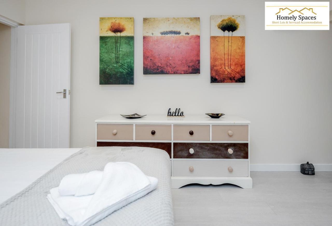 Bedford Hospital Victoria Apartments A And B By Homely Spaces Short Lets & Serviced Accommodation Εξωτερικό φωτογραφία